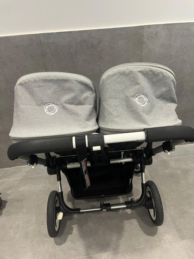 Bugaboo Burro Twin Preto