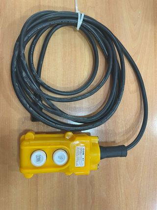mando control eléctrico