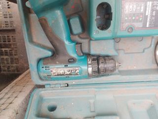 Taladro Makita inalámbrico