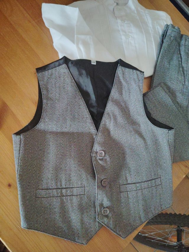 Talla: 36 meses
Traje tipico canario