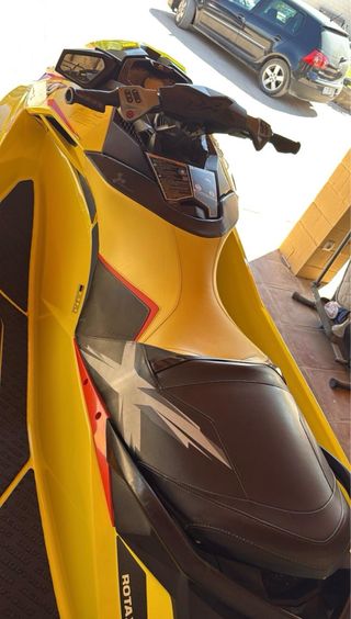 Moto de agua Sea-Doo