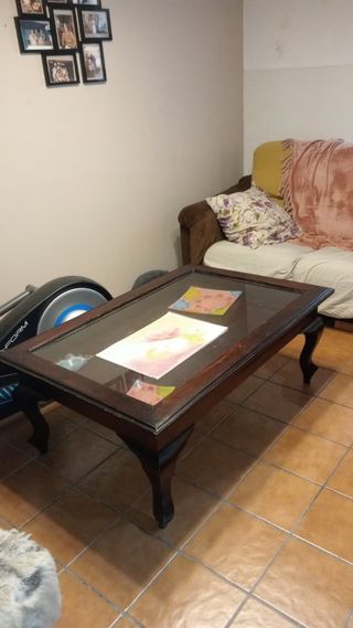 Mesa centro madera maciza antigua