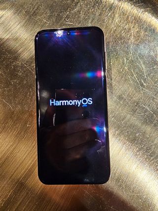 Huawei Pura 70 Ultra marrón-dorado