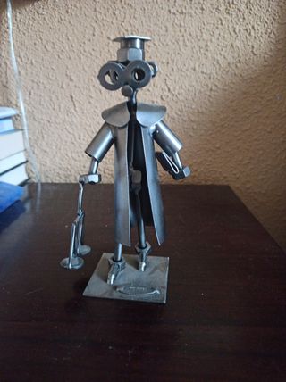 Abogado de metal
