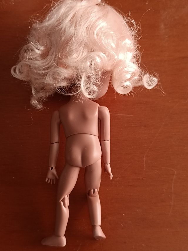 Muñeca BJD Luo con peluca