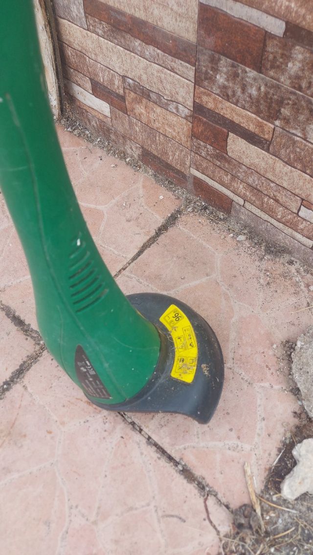 Cortabordes Eléctrica 250W (Desbrozadora)