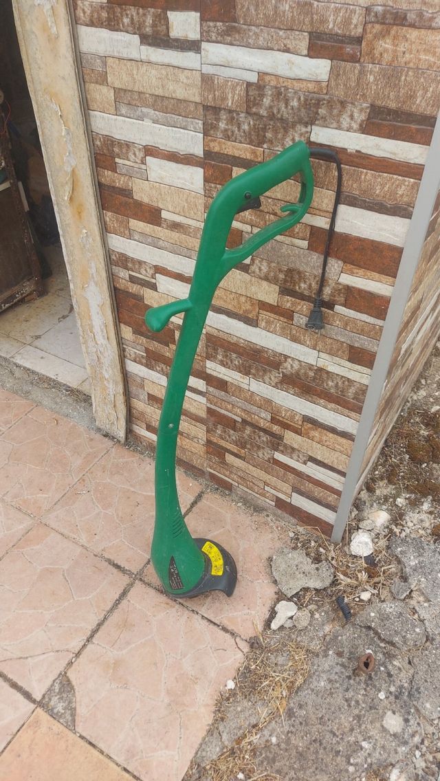 Cortabordes Eléctrica 250W (Desbrozadora)