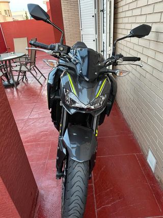 Kawasaki Z900 
