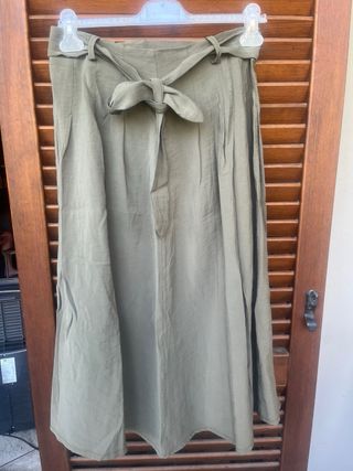 Gonna lunga verde oliva con cintura