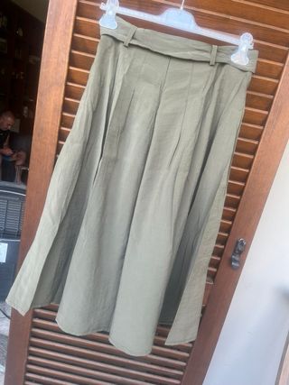 Gonna lunga verde oliva con cintura