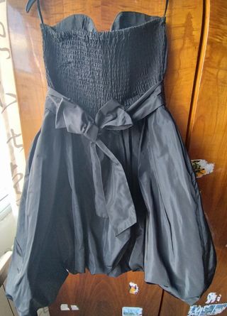 Vestido cóctel negro( Midi)
