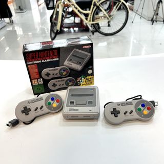 CONSOLA SUPER NINTENDO CLASSIC MINI CON CAJA COMPLETA