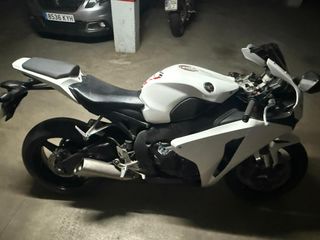 Honda CBR 1000RR 2008