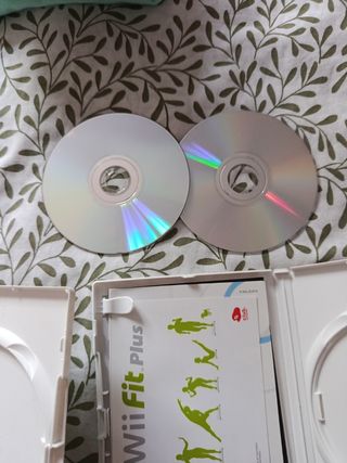 Wii Fit Balance Board + juegos y bateria