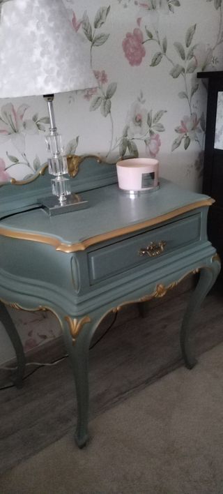 Mesita de noche | Mueble auxiliar dorada