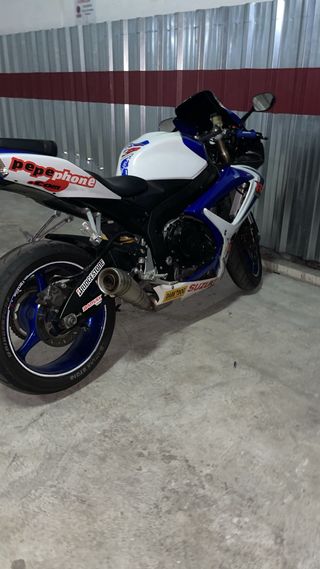 Moto Suzuki GSXR -600r K6 o cambio