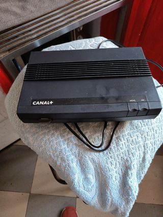 Adaptador Canal+ antiguo,con la llave.