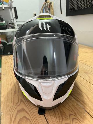 Casco MT Helmets - Blanco/Negro