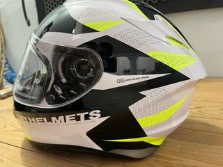 Casco MT Helmets - Blanco/Negro