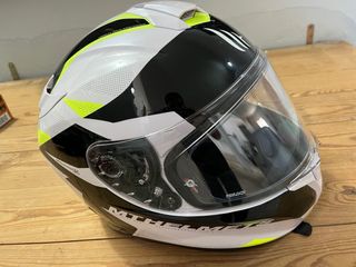 Casco MT Helmets - Blanco/Negro