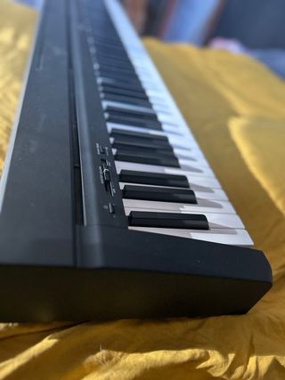 Yamaha P45B - Piano digital negro