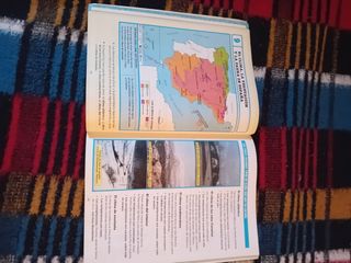 Libro de sociales de EGB 5 en perfectas condicione