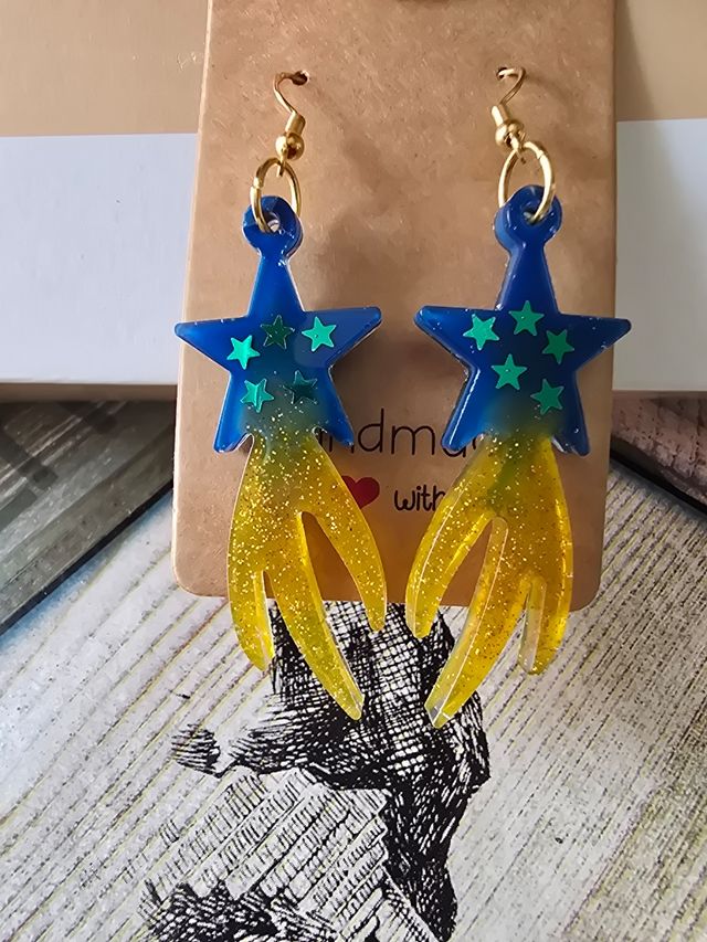 5 Pequeños jardines colgando de tus oídos.