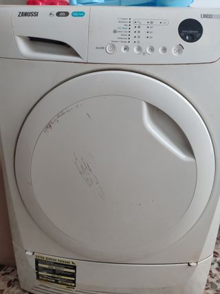 Secadora Zanussi Lindo100 8kg