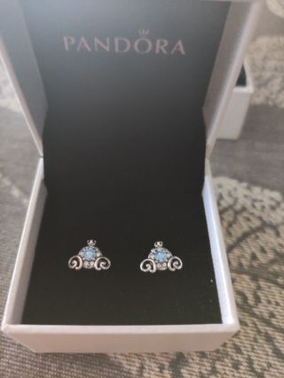 Pendientes Cenicienta
