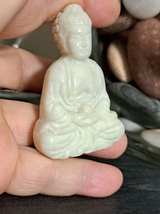 Statua Buddha in Giaedite