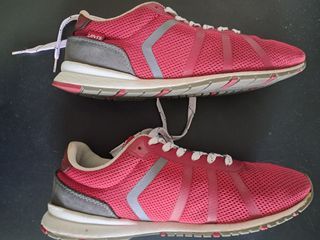 Zapatillas Lervis rojas