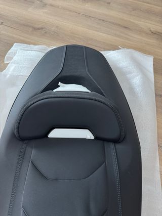 Asiento Yamaha XMAX Tech 2025 nuevo