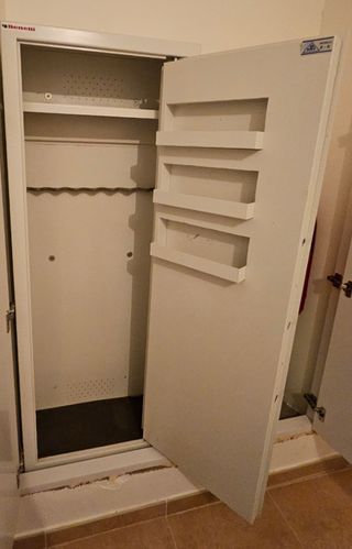 Armario Benelli 8-A para armas