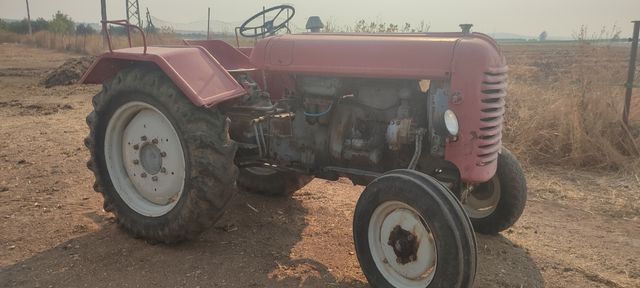 Tractor Steyr antiguo