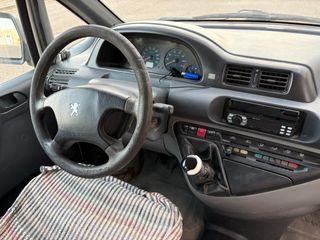 Peugeot Expert 2008