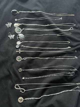 1 und Cadenas Plata Aretes