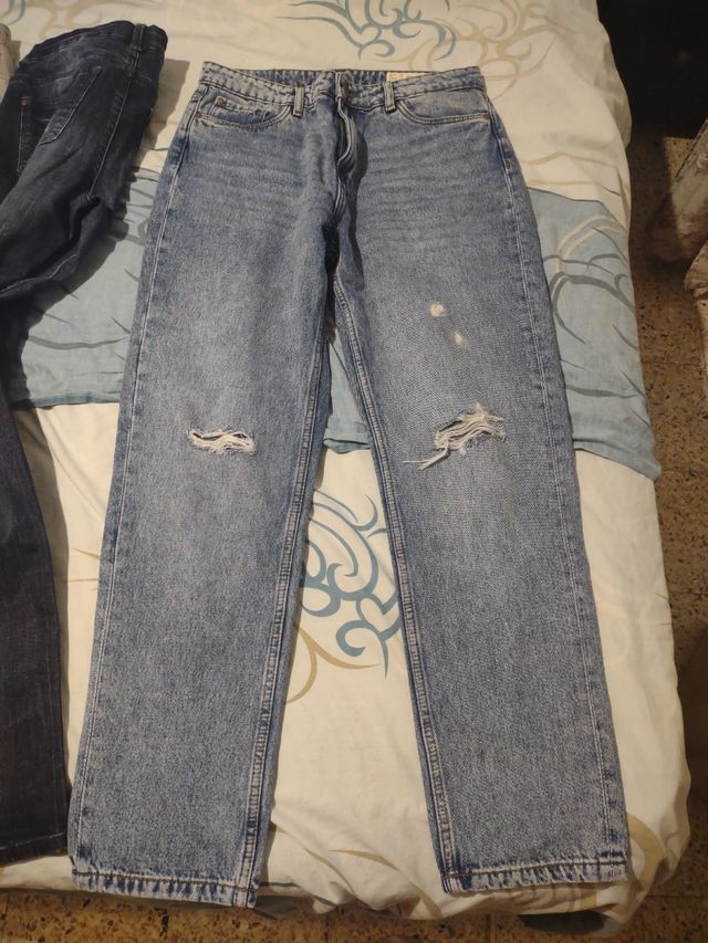 5 Vaqueros: Azul, Beige, Desgastados