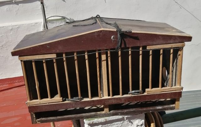 Jaulón perdices madera - Caza