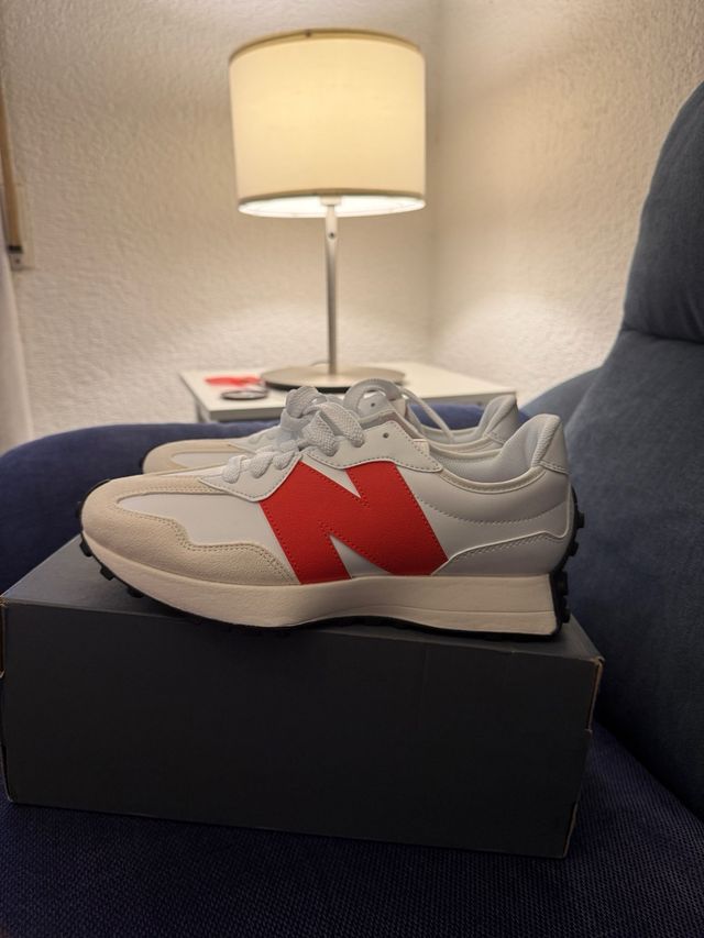 Zapatillas New Balance 327 - 44
