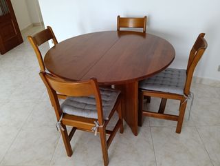 Mesa redonda extensible de madera