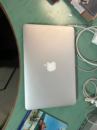 MacBook Air 11" Apple Plata