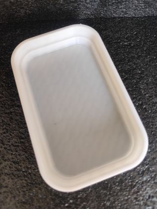 Jabonera naranja y blanca 3D