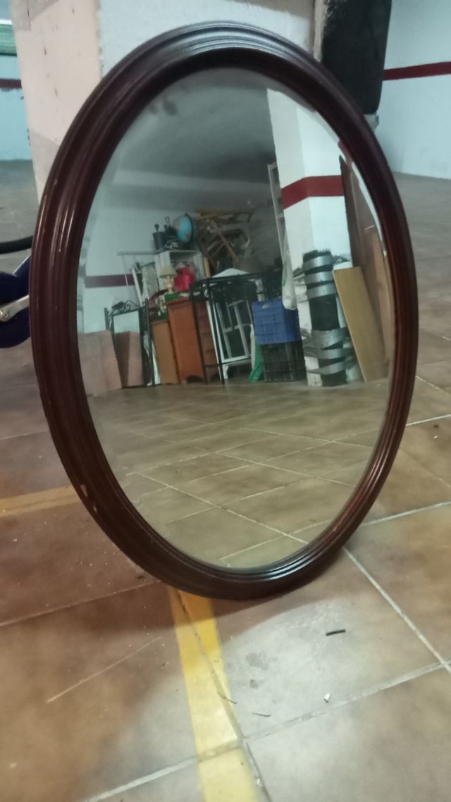 Espejo ovalado madera marrón