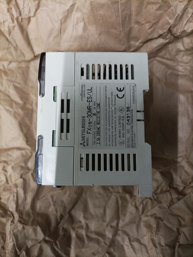PLC Mitsubishi FX0S-30MR-ES