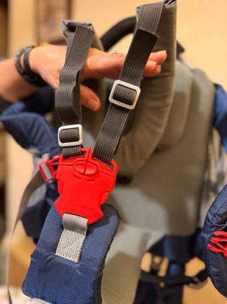 Mochila portabebés Altus Arakagua