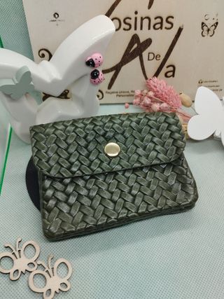 Monedero efecto  trenzado  verde Genuine leather 
