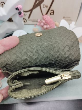 Monedero efecto  trenzado  verde Genuine leather 