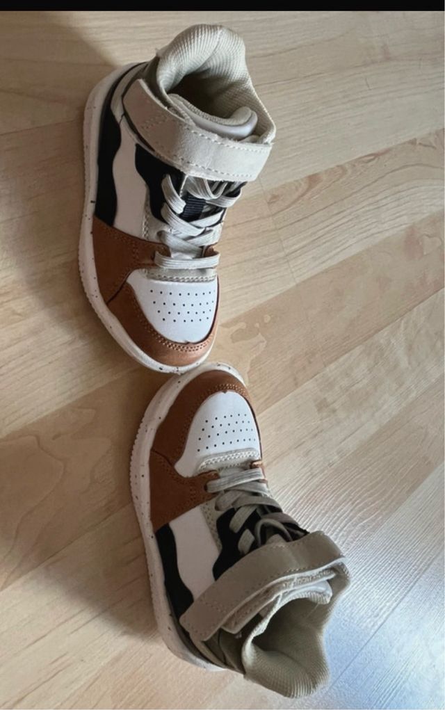 Zapatillas niño NUEVAS