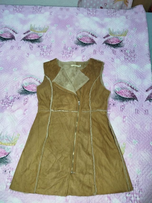 Chaleco marrón de borreguillo