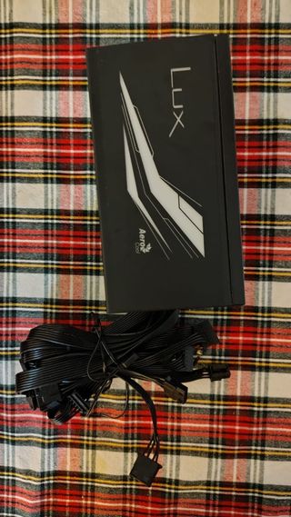 AeroCool Lux RGB 650W